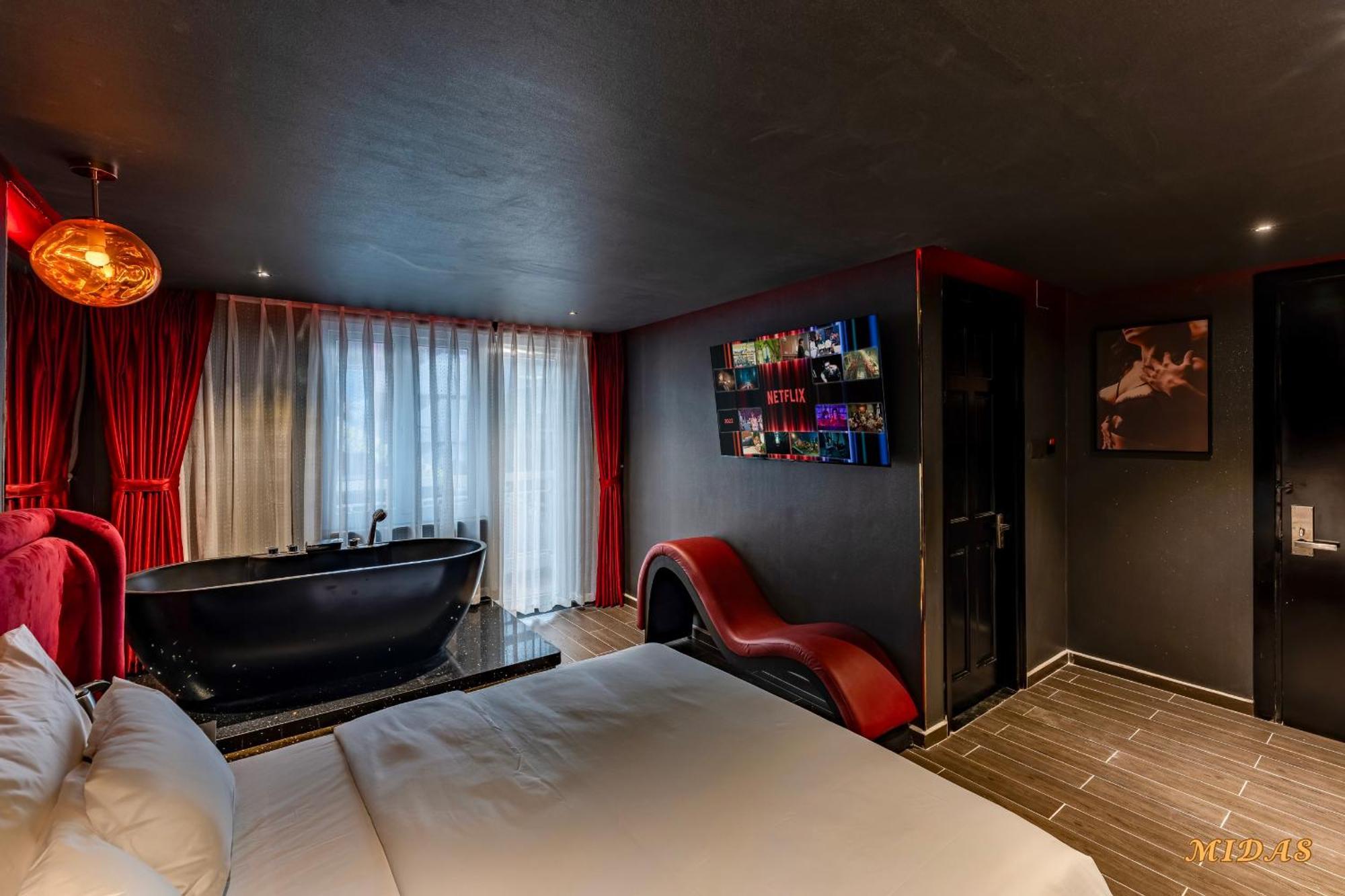 Midas Hotel 2 مدينة هوشي منه المظهر الخارجي الصورة